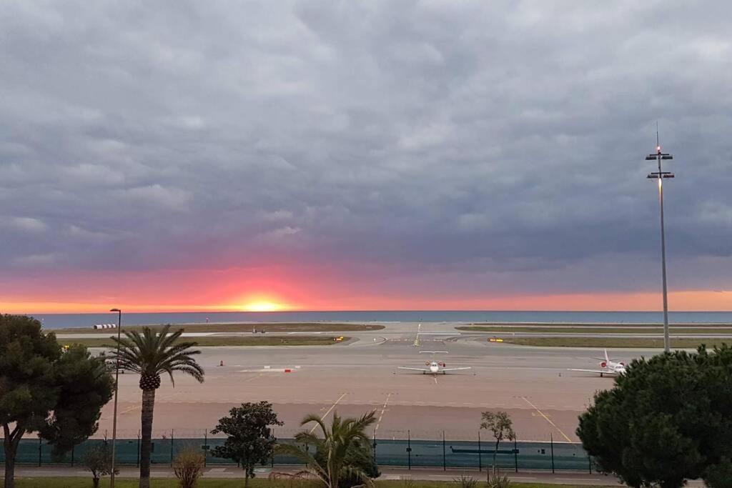 390, Promenade Des Anglais - Vue Mer Panoramique *